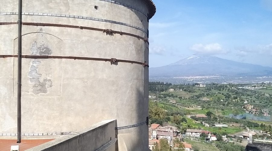 Vista sull'Etna dal Dongione