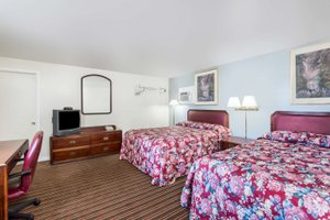 Room & Suite