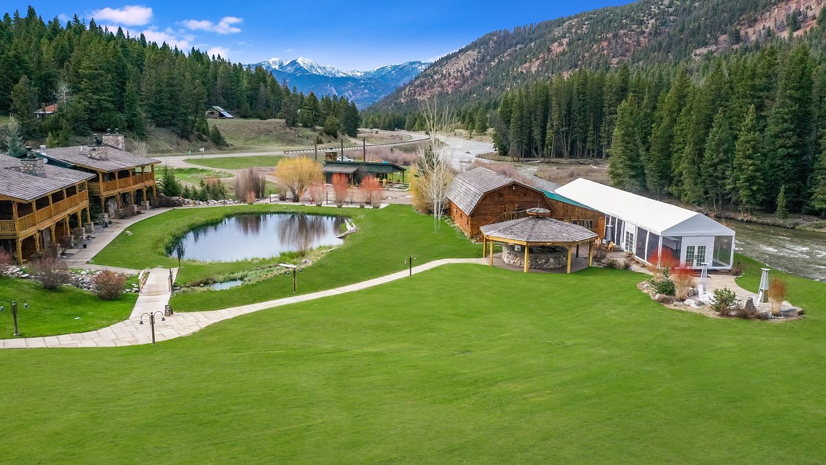 Rainbow Ranch Lodge, hotel em Montana