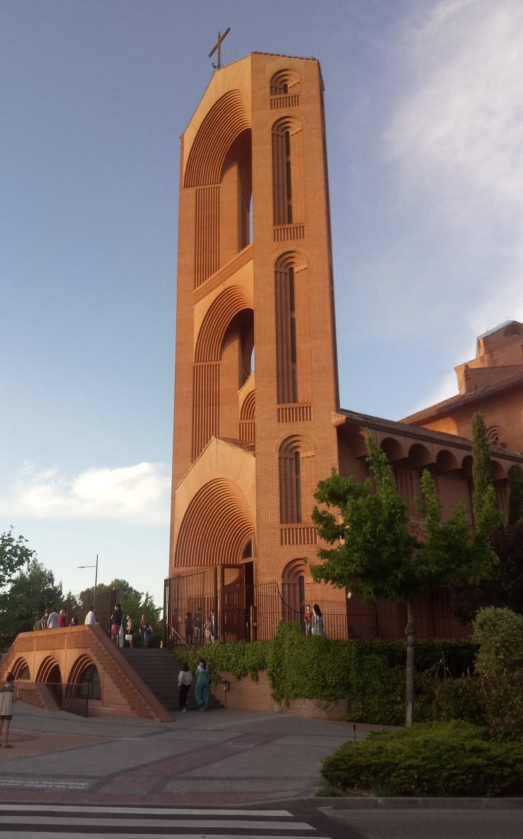 Iglesia de Santa María de Caná (Pozuelo de Alarcón) - 2023 Lo que se debe saber antes de viajar - Tripadvisor Iglesia de Santa María de Caná (Pozuelo de Alarcón) - 2023 Lo que se debe saber antes de viajar - Tripadvisor