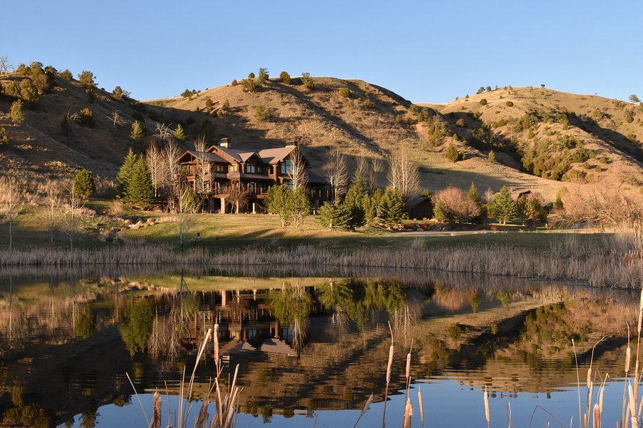 GREY CLIFFS RANCH - Updated 2022 Prices & Hotel Reviews (Three Forks, MT)