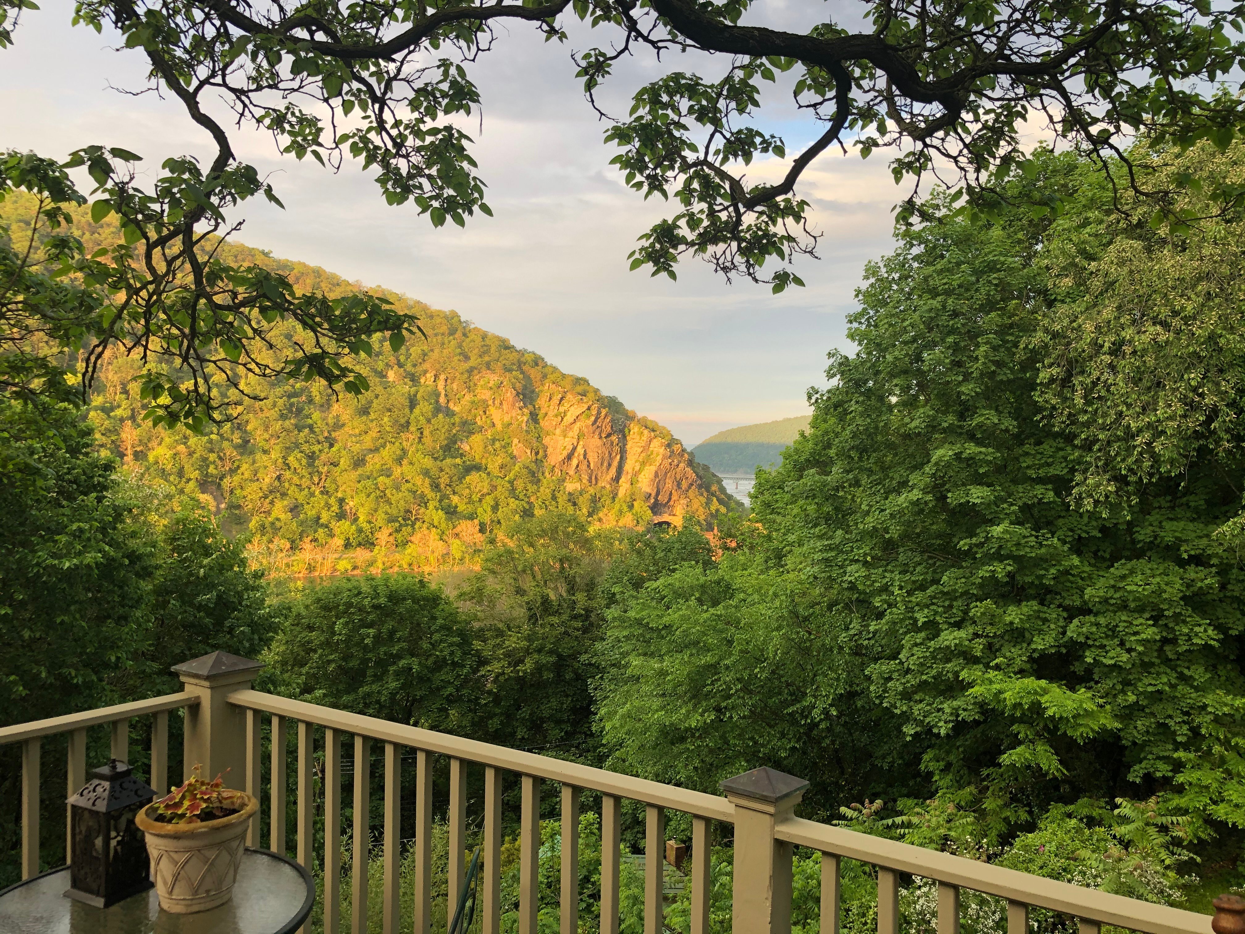 THE LEDGE HOUSE BED AND BREAKFAST - B&B Reviews (Harpers Ferry, WV)