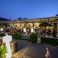 Bona Lounge terrace