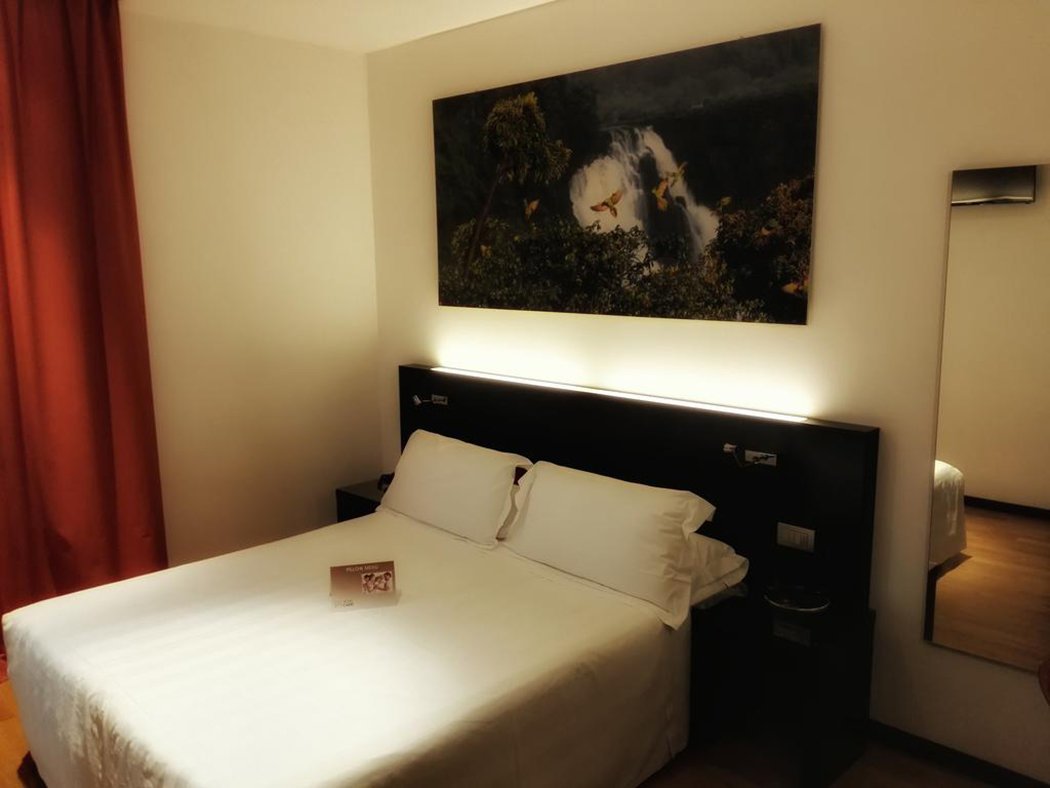 Hotel photo 6 of Hotel Card International.