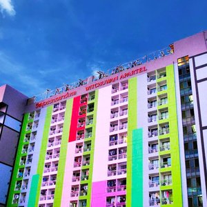Witchuwan Apartel in Bangkok, image may contain: City, Terrace, Urban