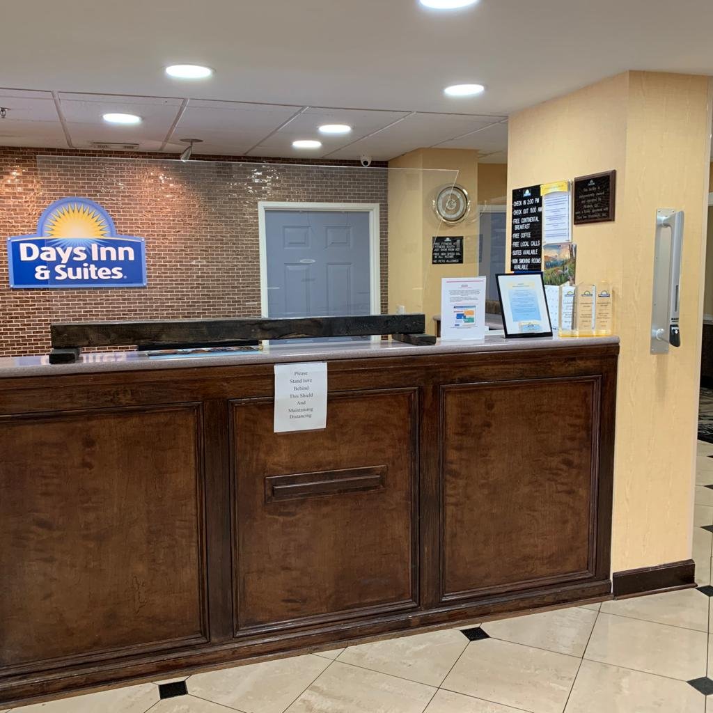 DAYS INN SUITES BY WYNDHAM PRATTVILLE MONTGOMERY Updated 2024   Sanitizer In Lobby 