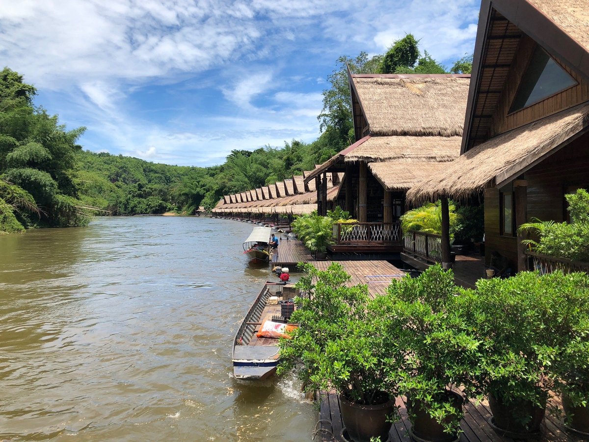 THE FLOAT HOUSE RIVER KWAI - Updated 2024 Prices & Villa Reviews (Thailand/ Kanchanaburi Province - Sai Yok)