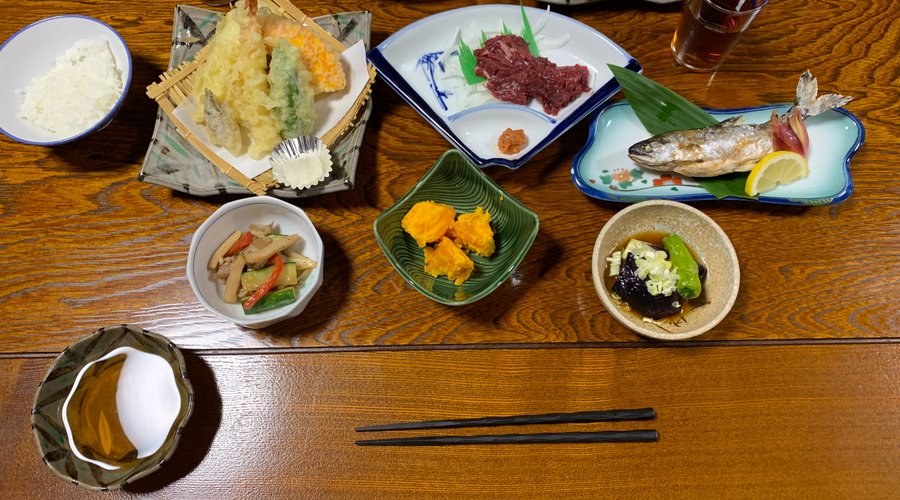 夕食