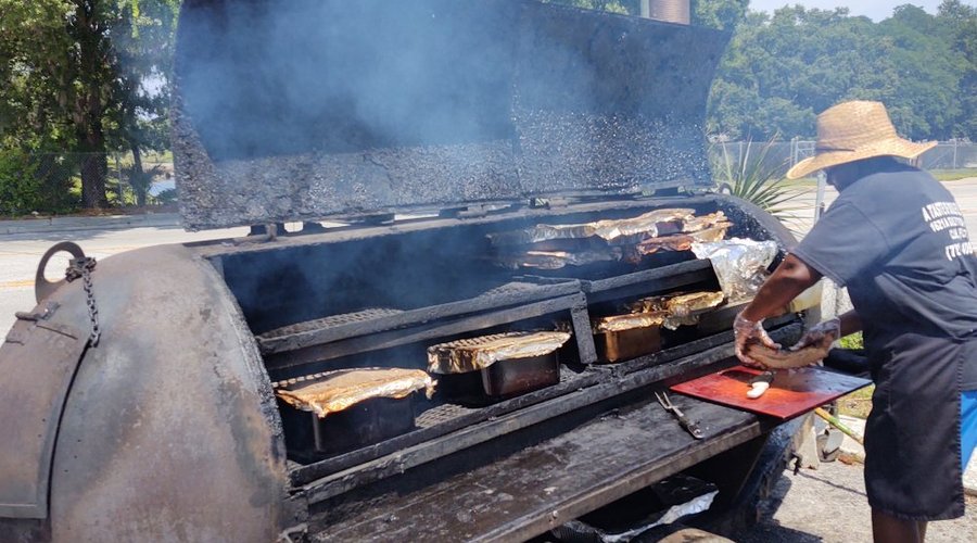 Bar-B-Q-Queen