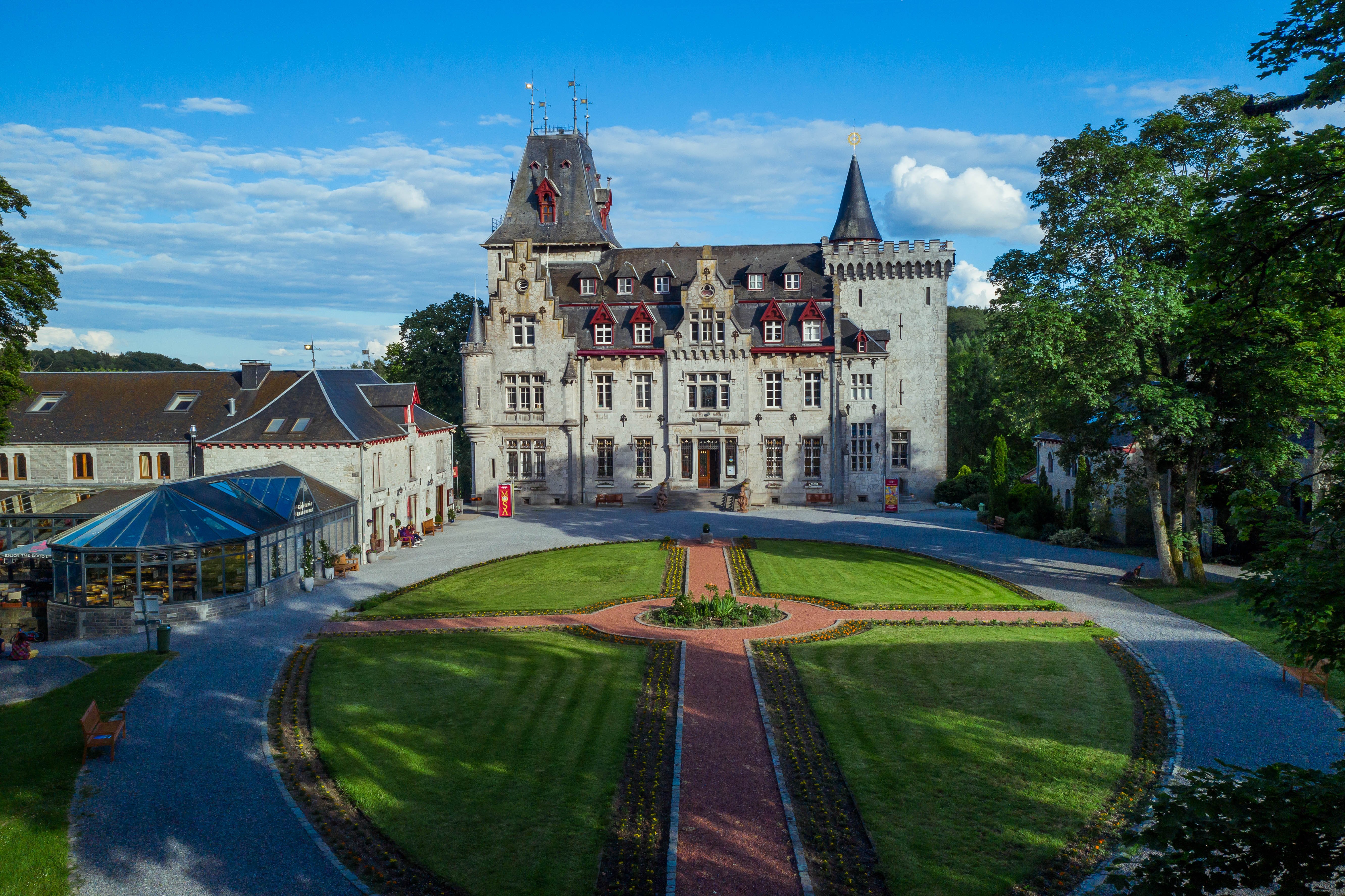 Radhadesh - Chateau De Petite Somme (Durbuy) - 2022 Alles Wat U Moet ...