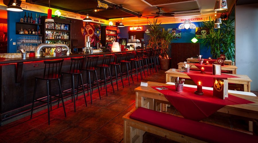 Bar-Bereich