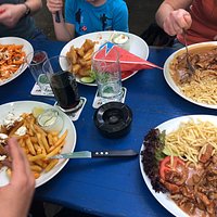Das Essen war einfach genial, die Bedienung einfach super freundlich und nett. Der Preis war super