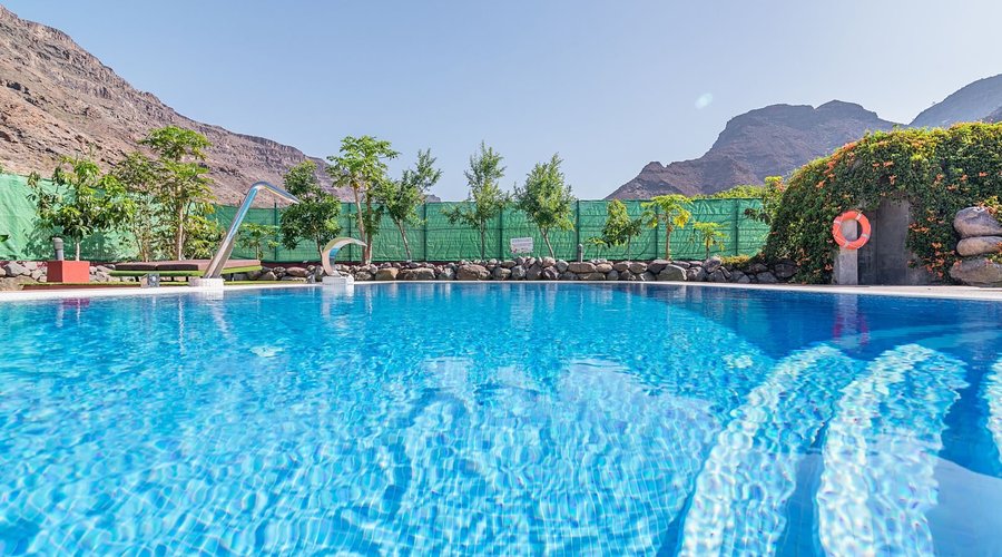 Piscina privada
private heated pool