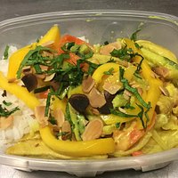 Curry de dinde mangue et lait de Coco, riz Thaï