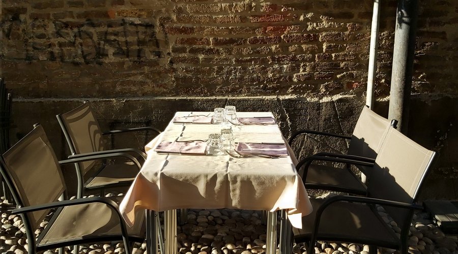 L'osteria Dal Capo ora dispone anche di un piacevole spazio esterno 