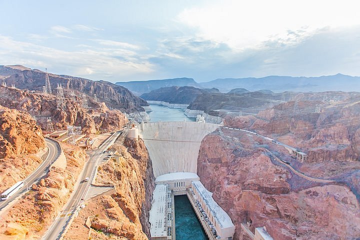 Loudspeaker Skylight Gain control 2023 Hoover Dam Tour from Las Vegas