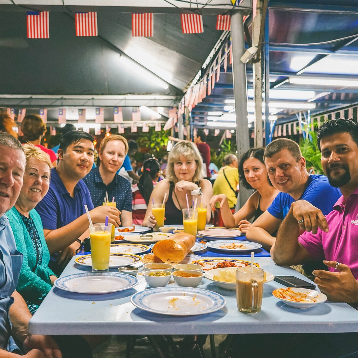 bus food tour malaysia