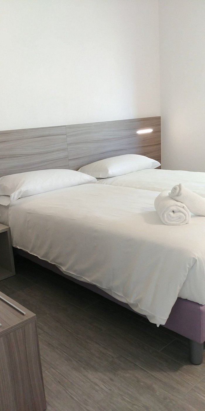 RELAIS ROSA DEI VENTI $166 ($̶1̶9̶9̶) - Prices & Condominium Reviews - Lake  Garda/Moniga del Garda