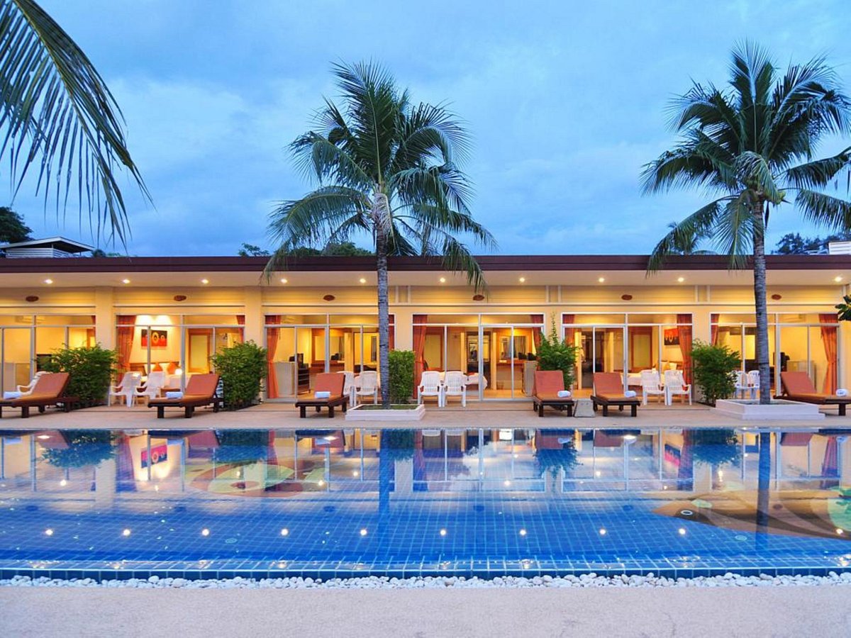 Phuket Sea Resort SHA Extra Plus, hotel em Rawai