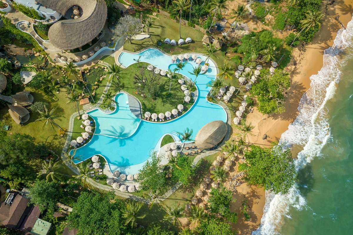 Eden Beach Resort &amp; Spa, hotell i Phang Nga