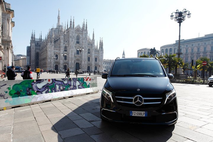Vans milano duomo new arrivals