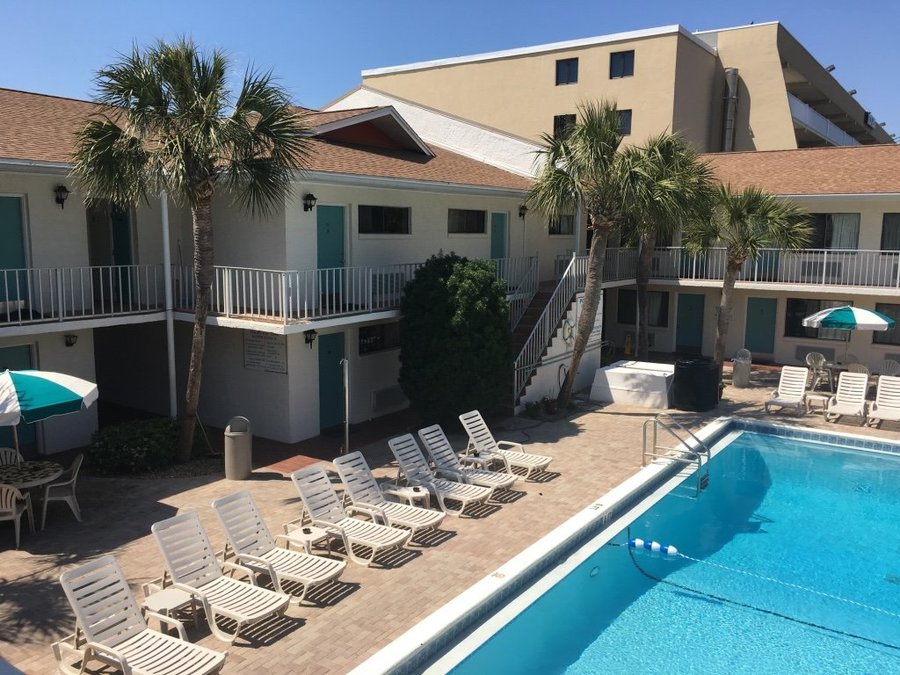 Sunset Inn - UPDATED 2021 Prices, Reviews & Photos (Panama City Beach