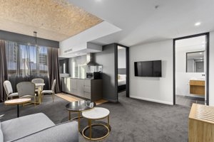 Room & Suite