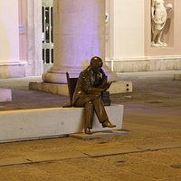 Statua di Gabriele D'Annunzio