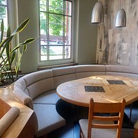 Gemütlicher Stammtisch für größere Partien