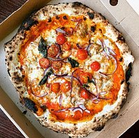 Tonno & Cipolla Pizza