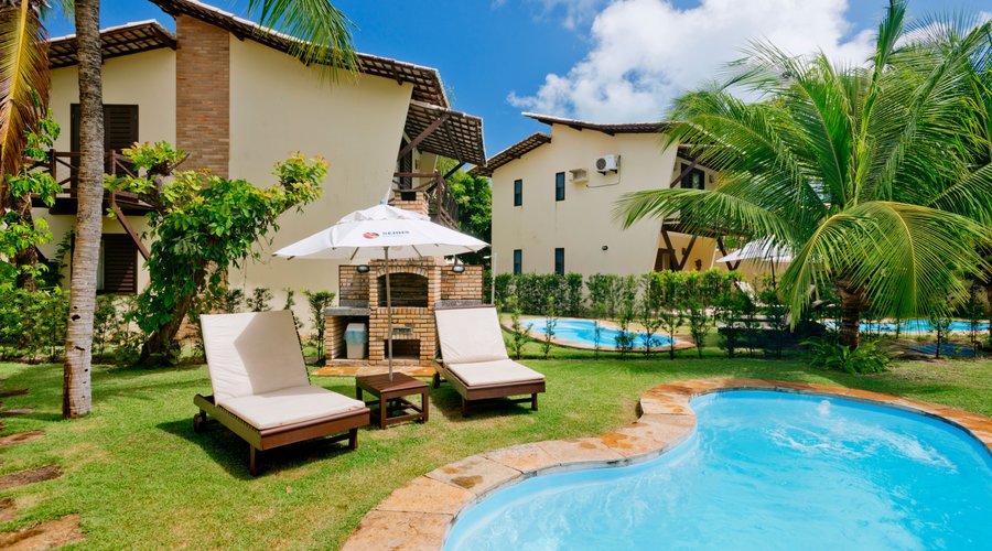 Área externa da piscina privativa da Villa