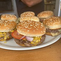 Burgers maison cuisson feu de bois