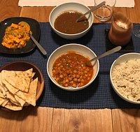 Mutter Paneer, Lenticchie, Ceci, Riso e Naan Take away