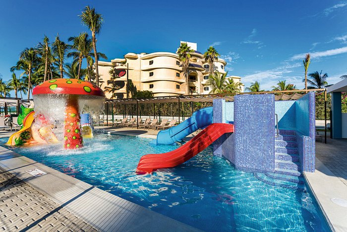 Hotel Riu Vallarta Pool Pictures & Reviews - Tripadvisor