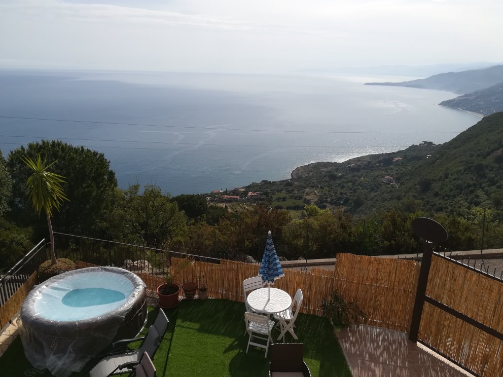 B&B ROOMANTIC & PISCINA IDROMASSAGGIO - Prices & Reviews (Cefalu, Sicily)