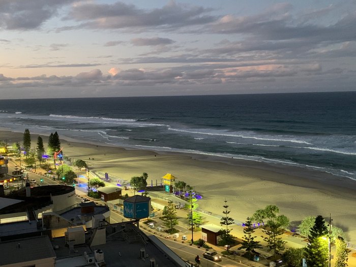 SURFERS INTERNATIONAL, ⋆⋆⋆, GOLD COAST, AUSTRALIA