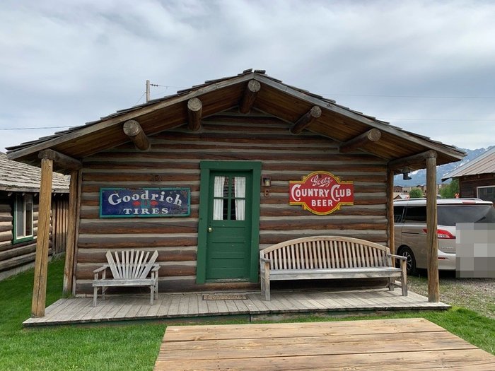 DANNERS LOG CABINS (Stanley, Idaho) - Campground Reviews & Photos ...