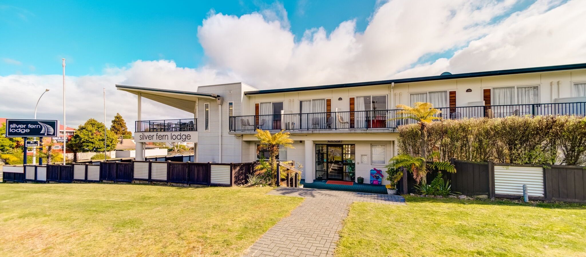 Silver Fern Lodge by null