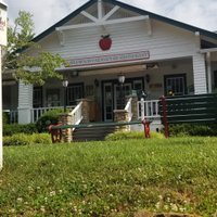 THE APPLE BARN AND CIDER MILL, Sevierville - Restaurant Reviews, Photos ...