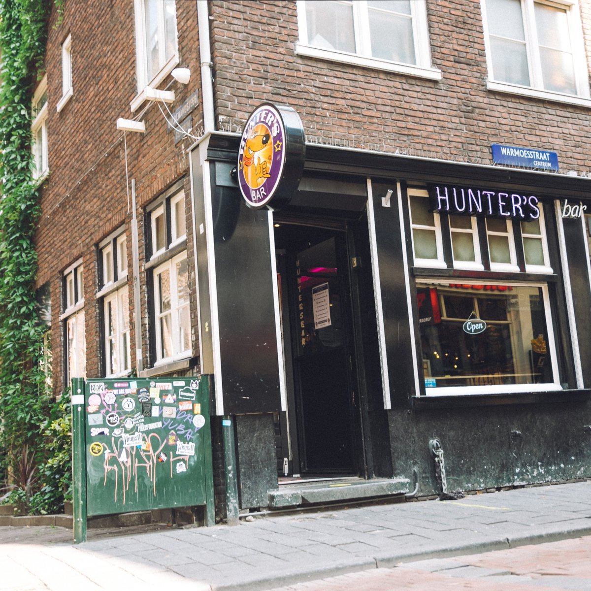 Gay places in Warmoesstraat in Amsterdam