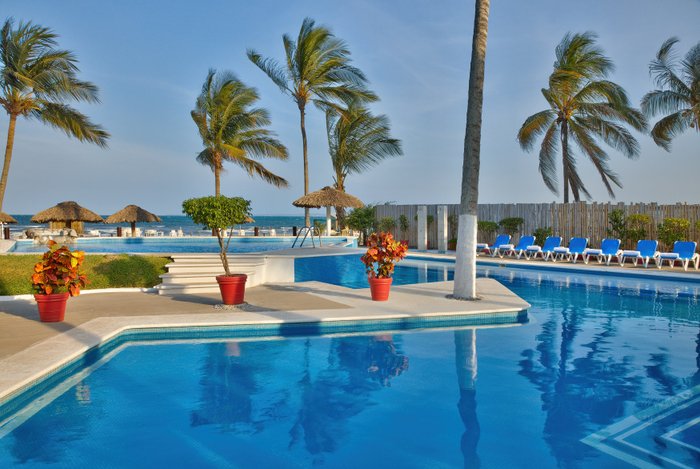 Galeria Plaza Veracruz Pool: Pictures & Reviews - Tripadvisor