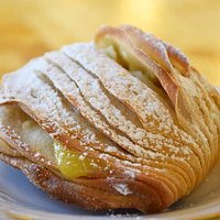 Sfogliatelle
