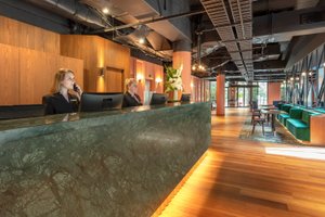 Amora Hotel Riverwalk Melbourne in Richmond