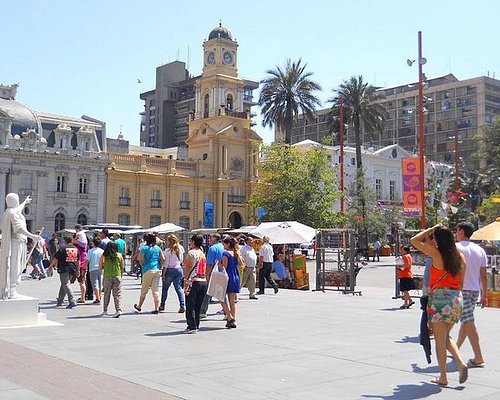 santiago guided city tour