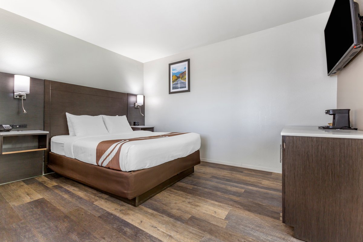 Quality Inn Show Low Rooms: Pictures & Reviews - Tripadvisor