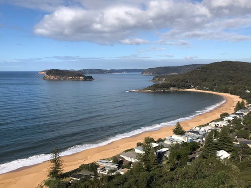 Pearl Beach review images