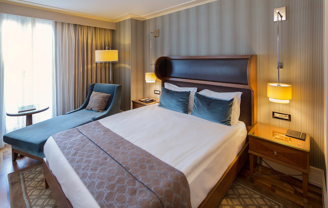 Hotel photo 2 of Titanic City Taksim.