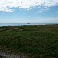 Udsigten fra skansen på Skansehage mod Isefjorden (og Rørvig-færgen).