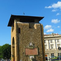 Porta alla Croce vista dal lato meridionale