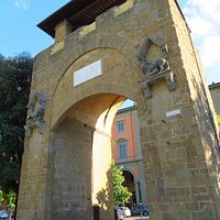 Porta San Gallo (lato che guarda il centro della piazza)